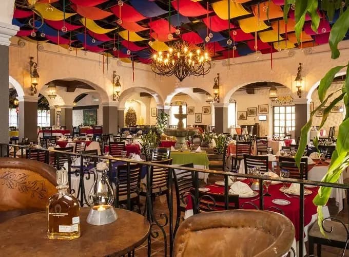 Restaurante Hacienda El Mortero, Krystal Cancún
